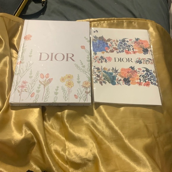 Dior White Notebook Office Collection - Picture 1 of 7